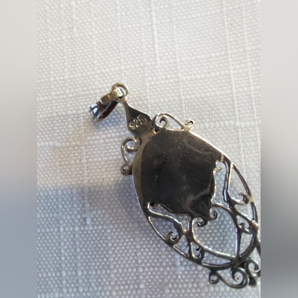 Vintage Sterling Silver with Onyx Pendant - Picture 3 of 3